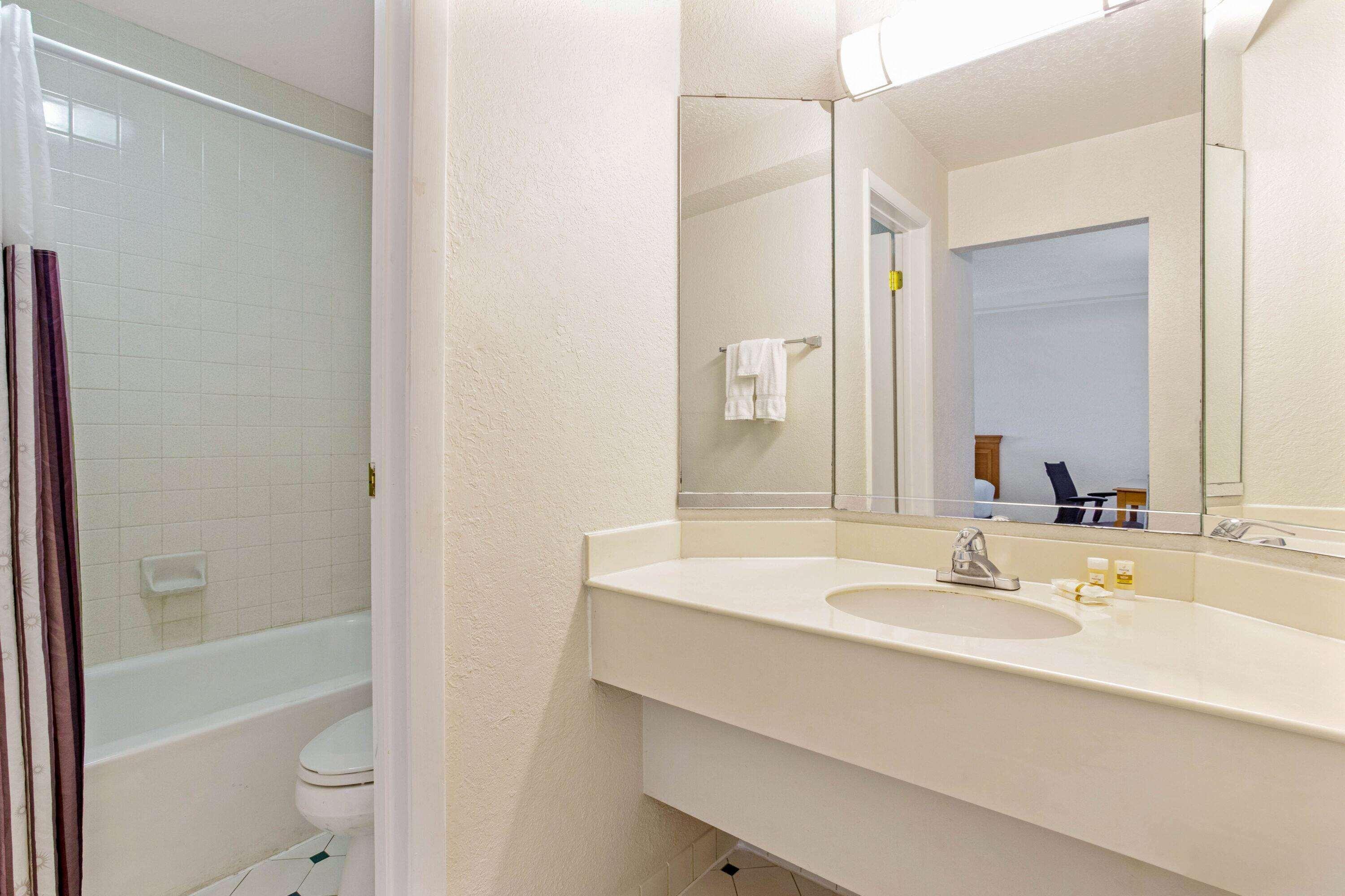 La Quinta Inn By Wyndham Tampa Bay Pinellas Park Clearwater Εξωτερικό φωτογραφία